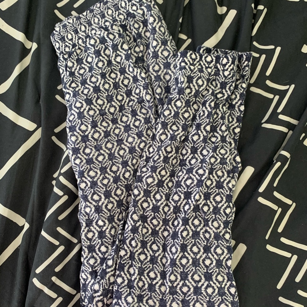 flowy pants (joggers)